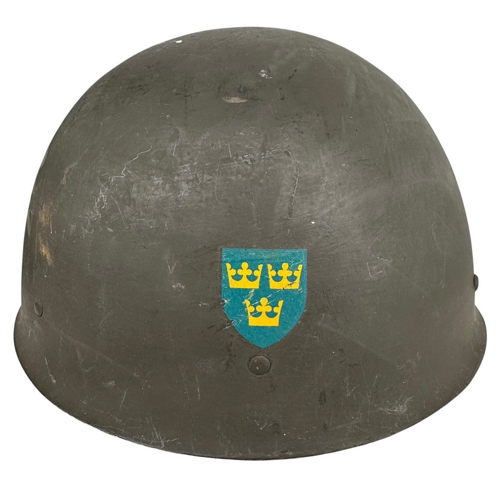 Original M37 Swedish army helmet — image 3
