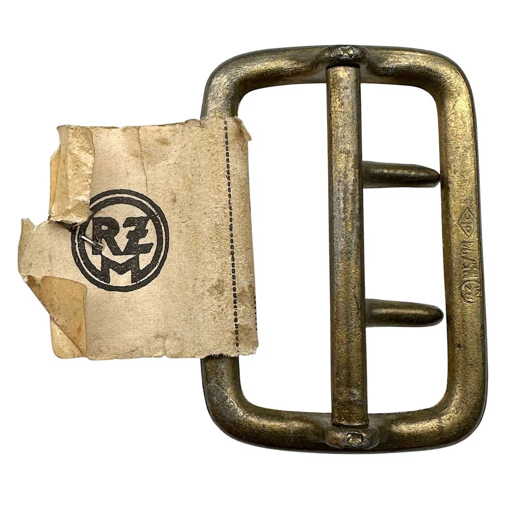 Original WWII German NSDAP Zweidorn buckle with RZM label — image 3