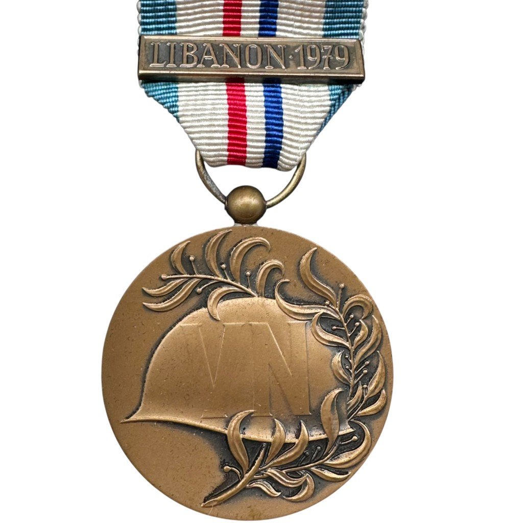 Original 1979 Dutch Commemorative Medal for UN Peacekeeping Operations in Lebanon with clasp — image 2