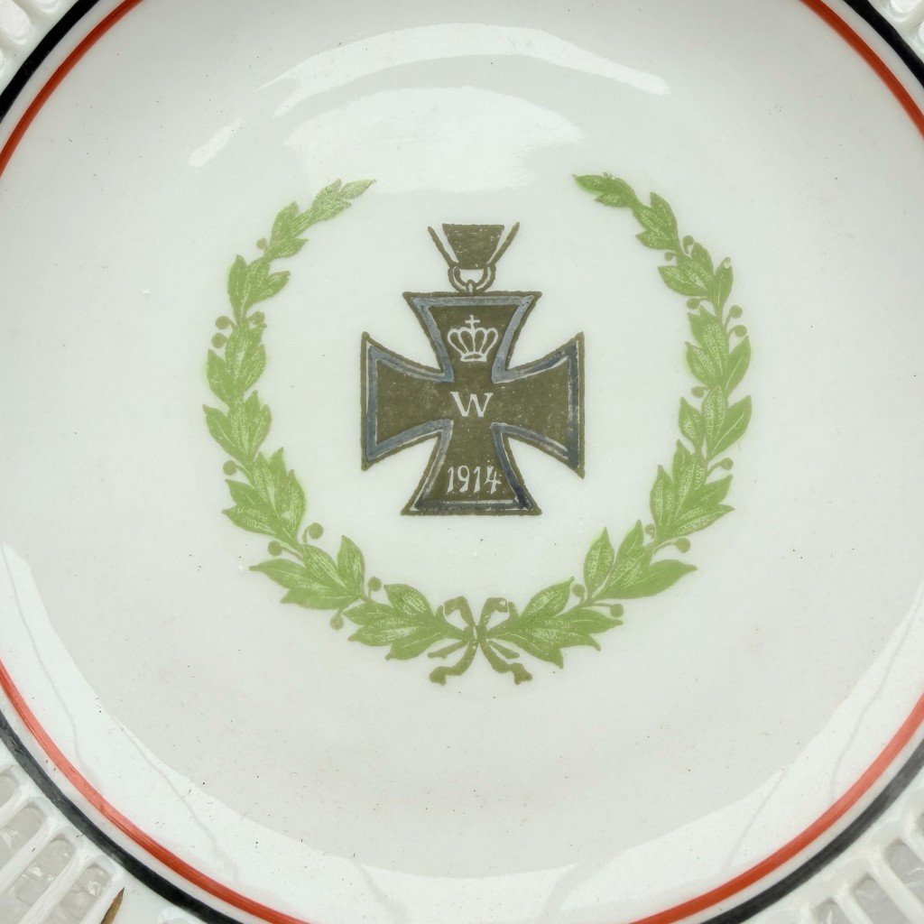 Original WW1 German army porcelain dish — image 2