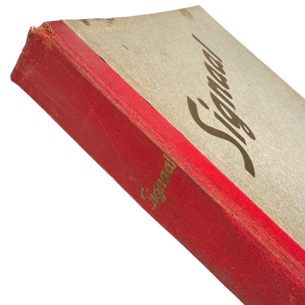 Original WWII Dutch Signaal propaganda folder with magazines 1942 — image 3