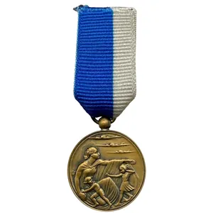 Original WWII Dutch 'Luchtbeschermingsdienst' commemorative medal