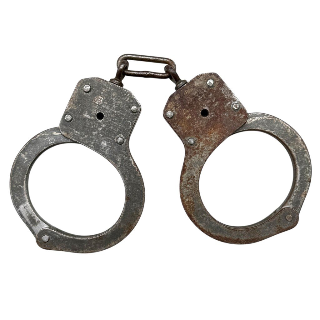 Original WWII Dutch police handcuffs manufactured by Lips in Dordrecht — image 5