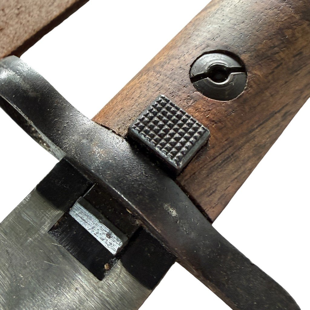 Original WW1 Swedish M1914 bayonet with frog — image 3