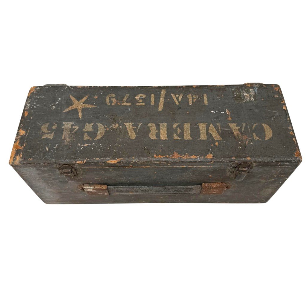 Original WWII British RAF G45 gun camera in box — image 2
