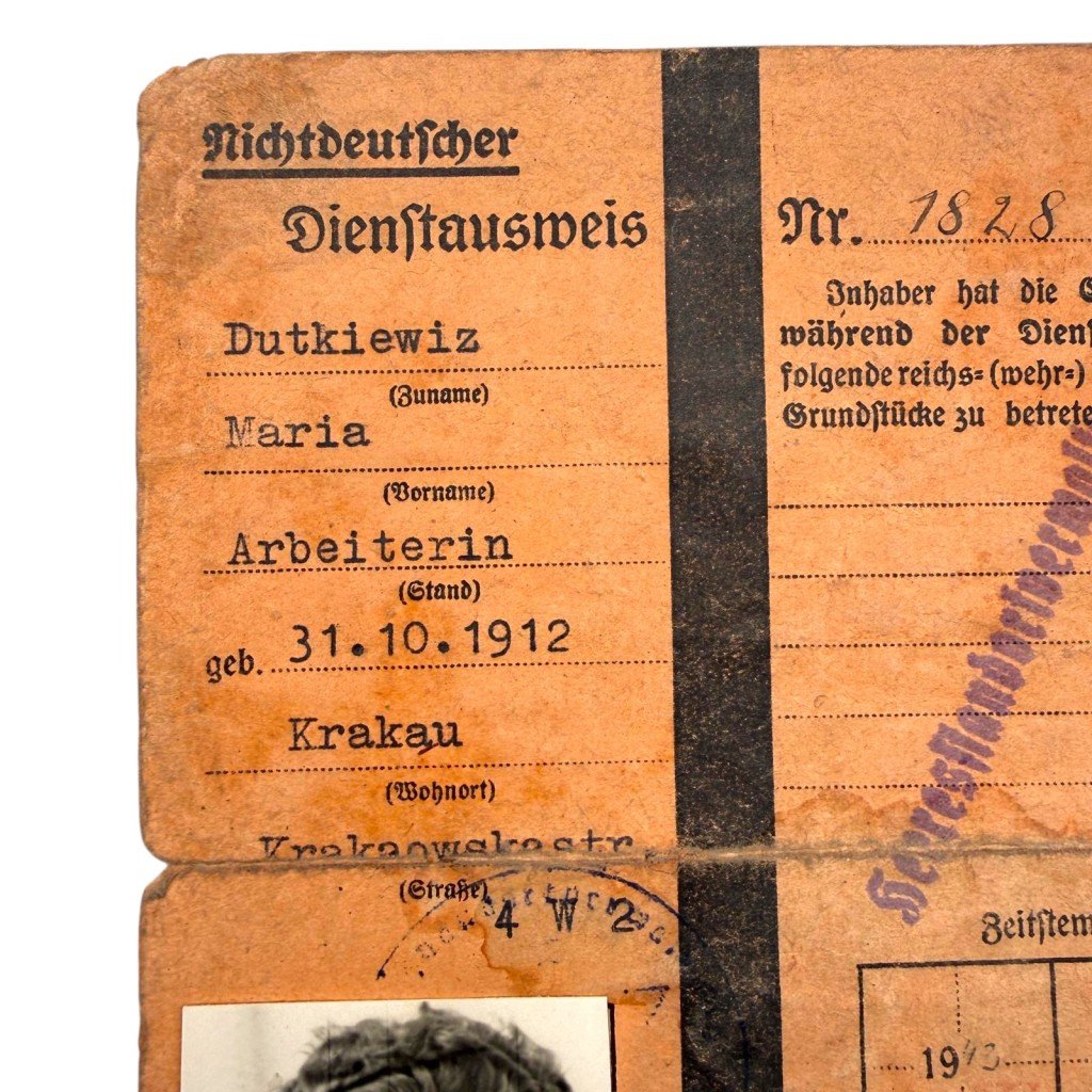 Original WWII German Dienstausweis Krakow in Poland — image 2