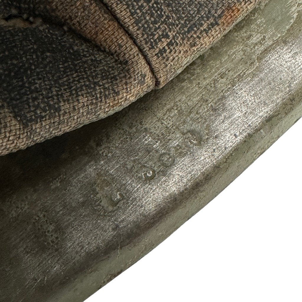 Original WWII Soviet/Russian SSH39 'Blokadnik' helmet — image 11