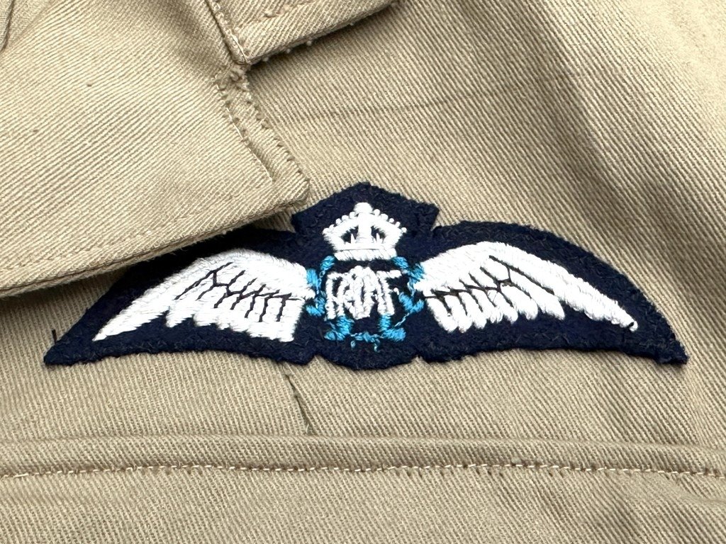 Original WWII Australian RAAF 4-pocket uniform jacket — image 3
