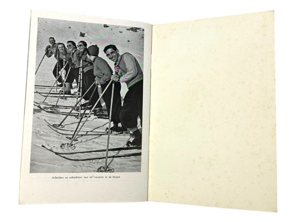 Original WWII Flemish collaboration brochure 'Waarom staat de Duitsche arbeider achter Adolf Hitler' — image 11