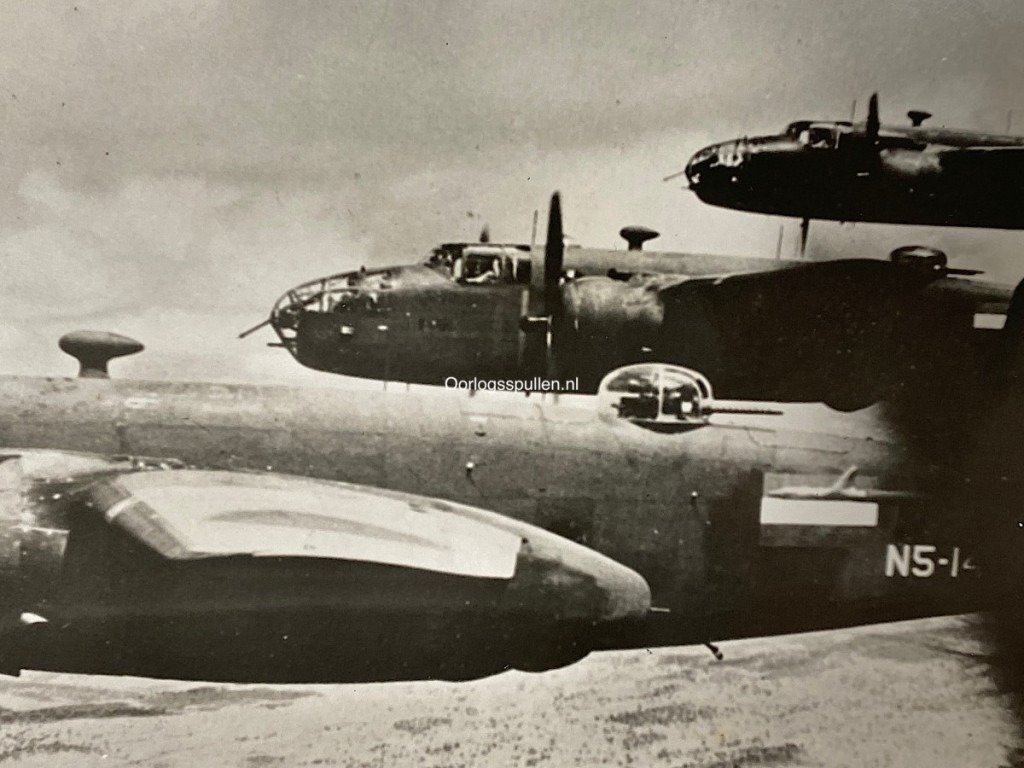 Original WWII Australian photo of the Royal Netherlands Air Force within the Australian Squadron — image 5