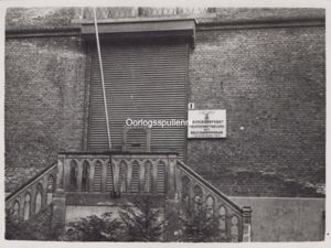 Original WWII Dutch photo of German sign in Den Haag