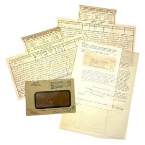 Original WWII Dutch documents evacuations in Oud-Beijerland 1944