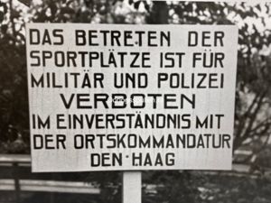 Original WWII Dutch photo – Ortskommandantur Den Haag sign