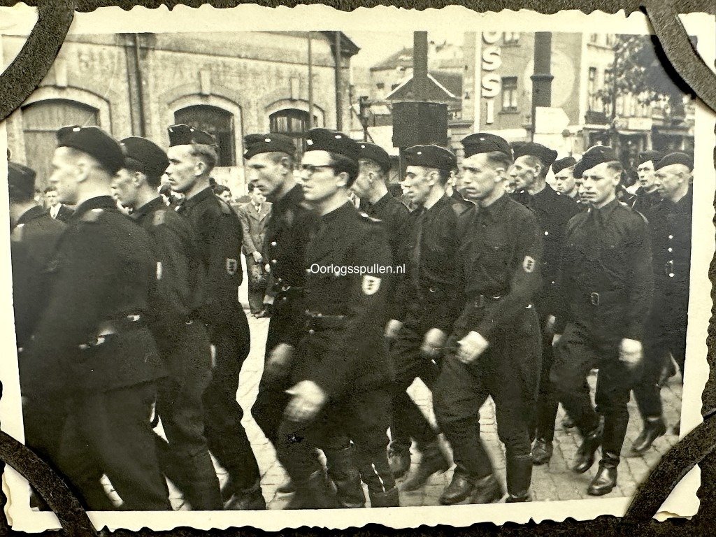 Original WWII Flemish 'Zwarte Brigade' photo set — image 4