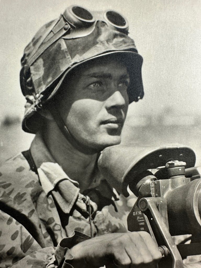 Original WWII Flemish Waffen-SS postcard — image 2