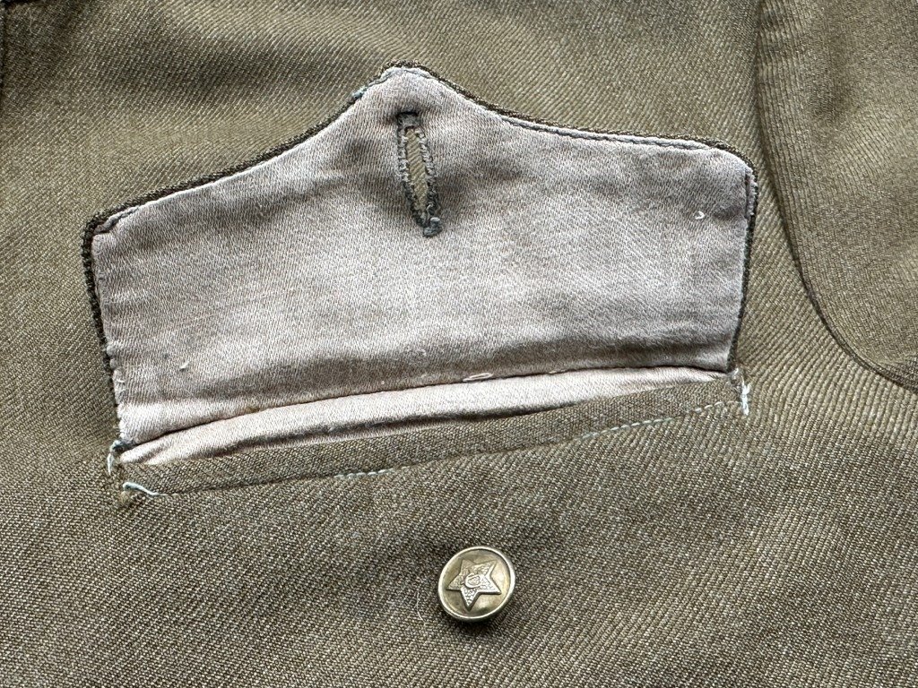 Original WWII Russian M43 Gymnasterka in Lend-Lease cloth — image 15