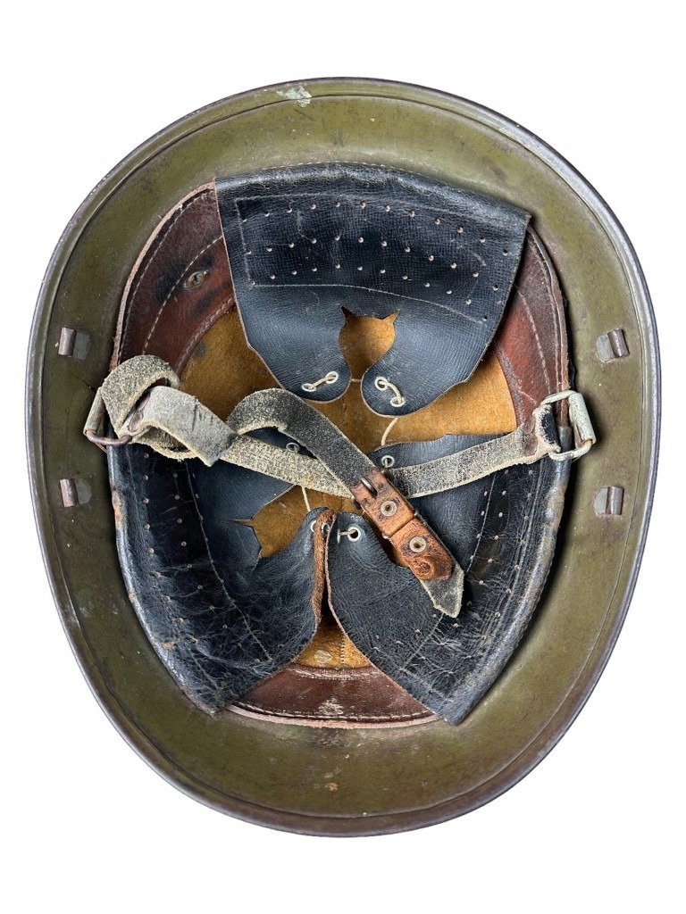 Original WWII M41 KNIL helmet captured by the Japanese army — image 8