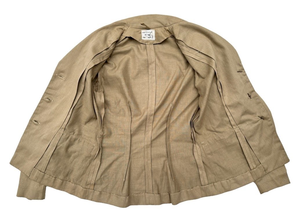 Original WWII Australian army female uniform jacket — image 9