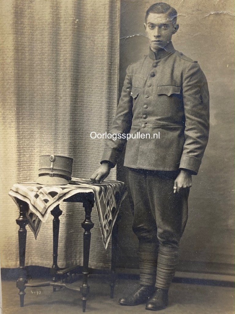 Original Pre 1940 Dutch army 8 R.I. grouping of F.J. Knipscheer — image 7