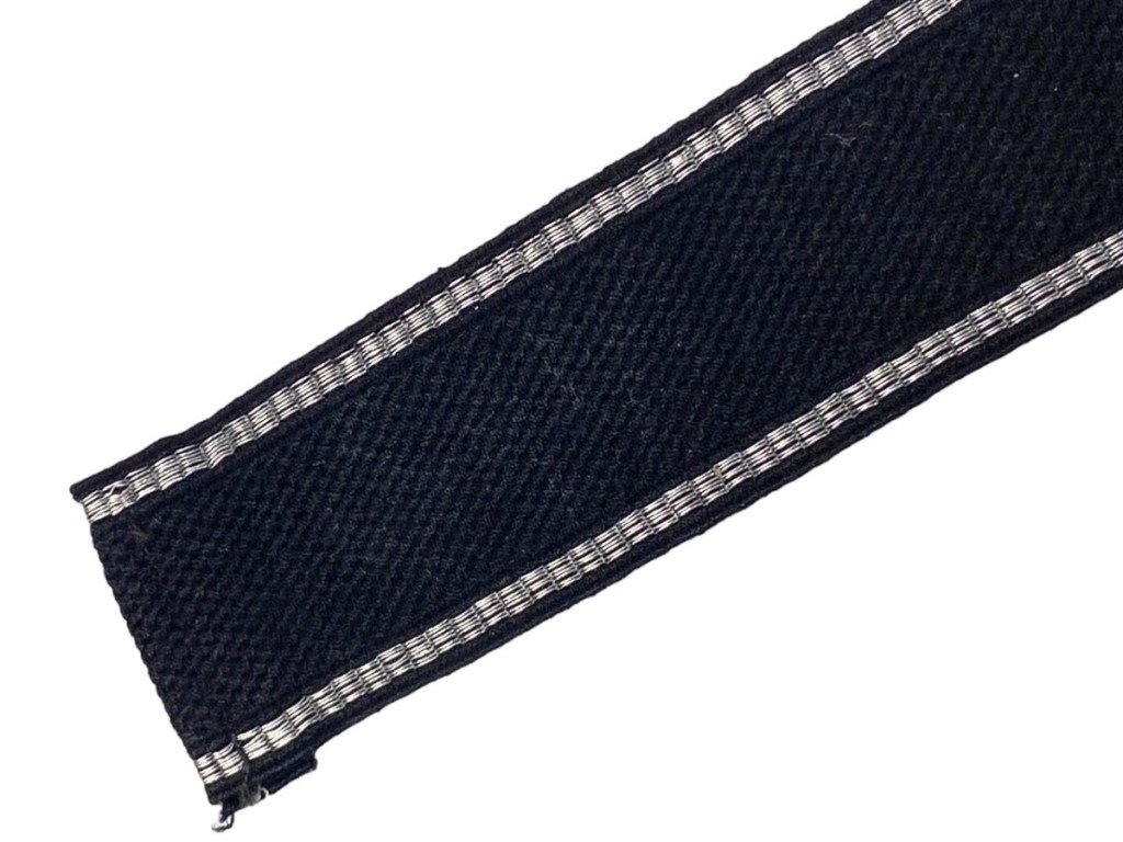 Original WWII Dutch SS-Freiwilligen Legion Niederlande cuff title — image 9