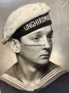 Original WWII Norwegian Unghirdmarine Ungdom portrait photo