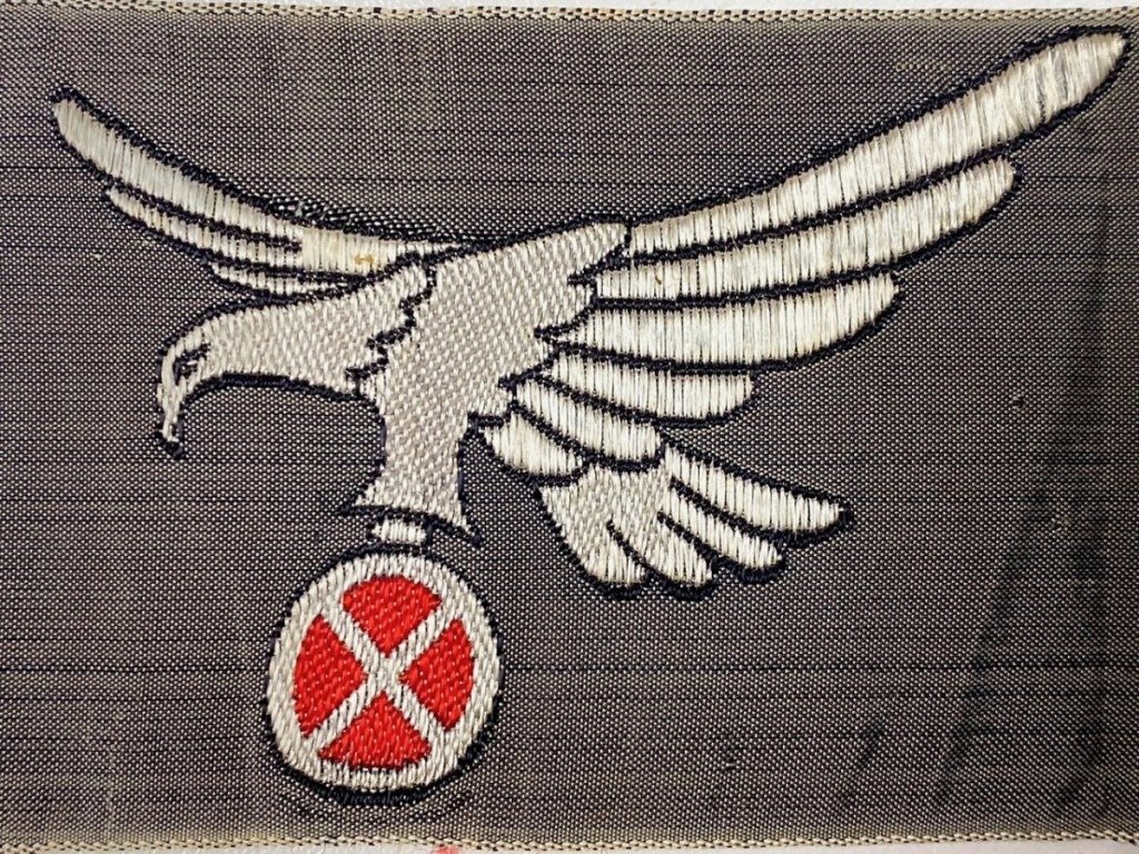 Original WWII Danish NSU Glider insignia — image 3