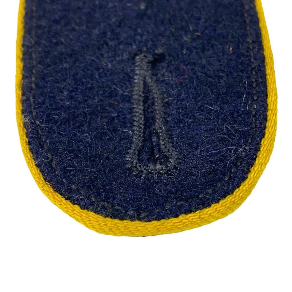 Original WWII Flemish 'Vlaamse Wacht' shoulder board — image 2