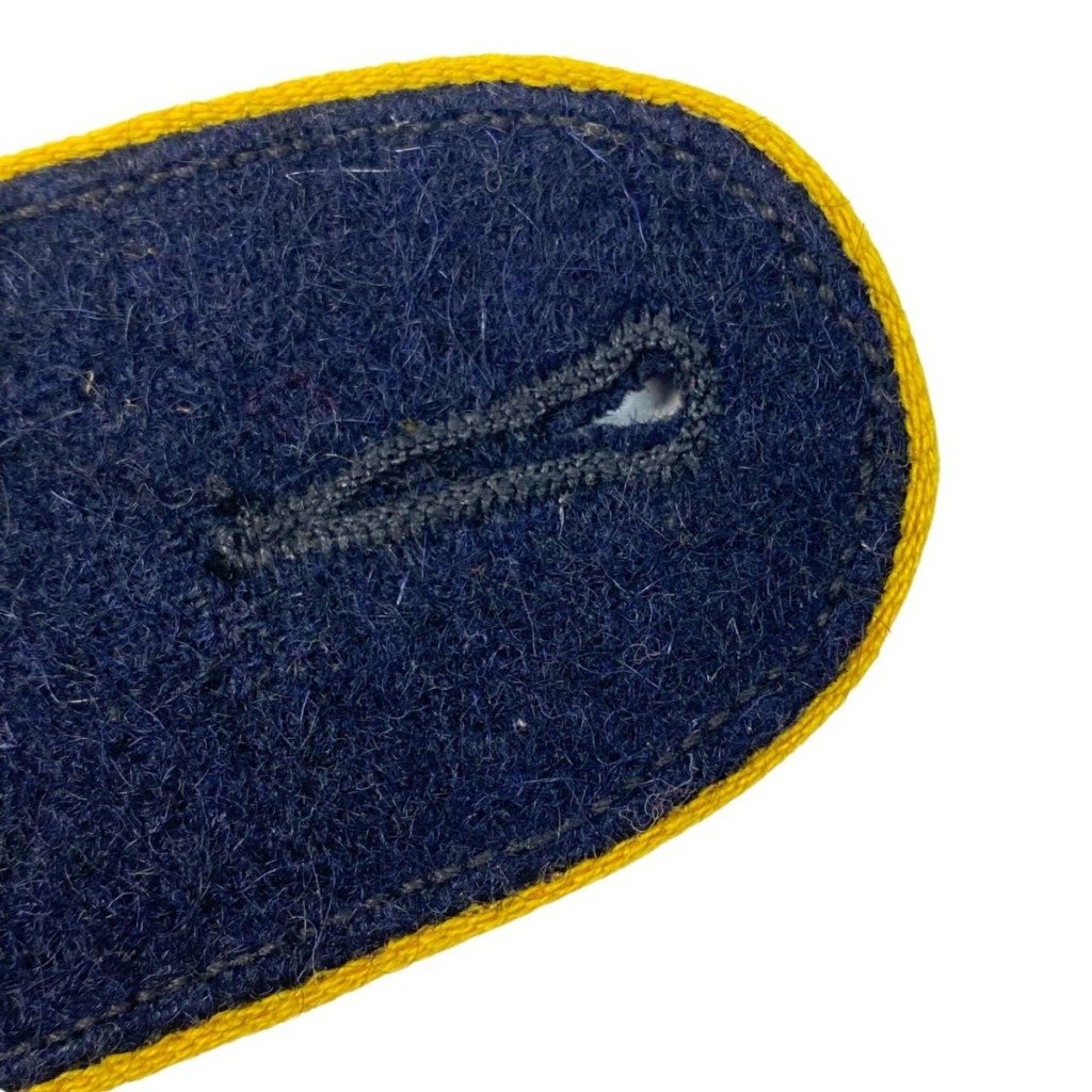Original WWII Flemish 'Vlaamse Wacht' shoulder board — image 4