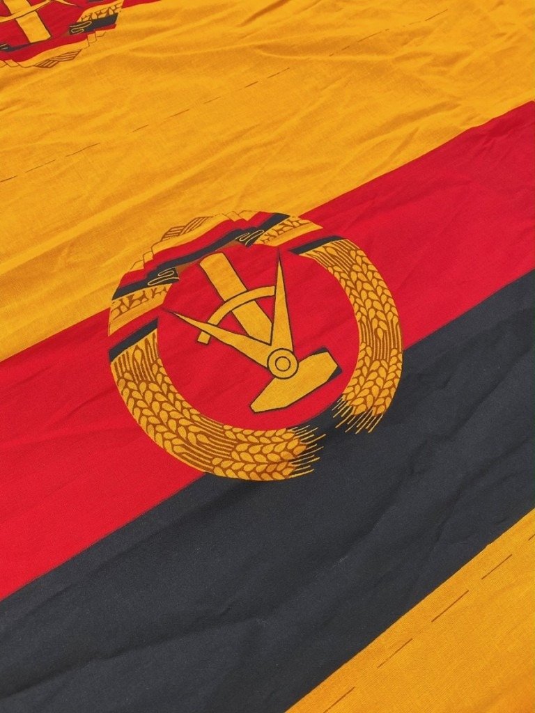 Original German DDR roll of flag fabric — image 4