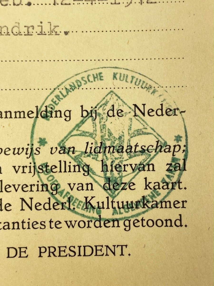 Original WWII Dutch collaboration Ausweis grouping — image 15