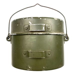 Original WWII Italian M30 mess kit