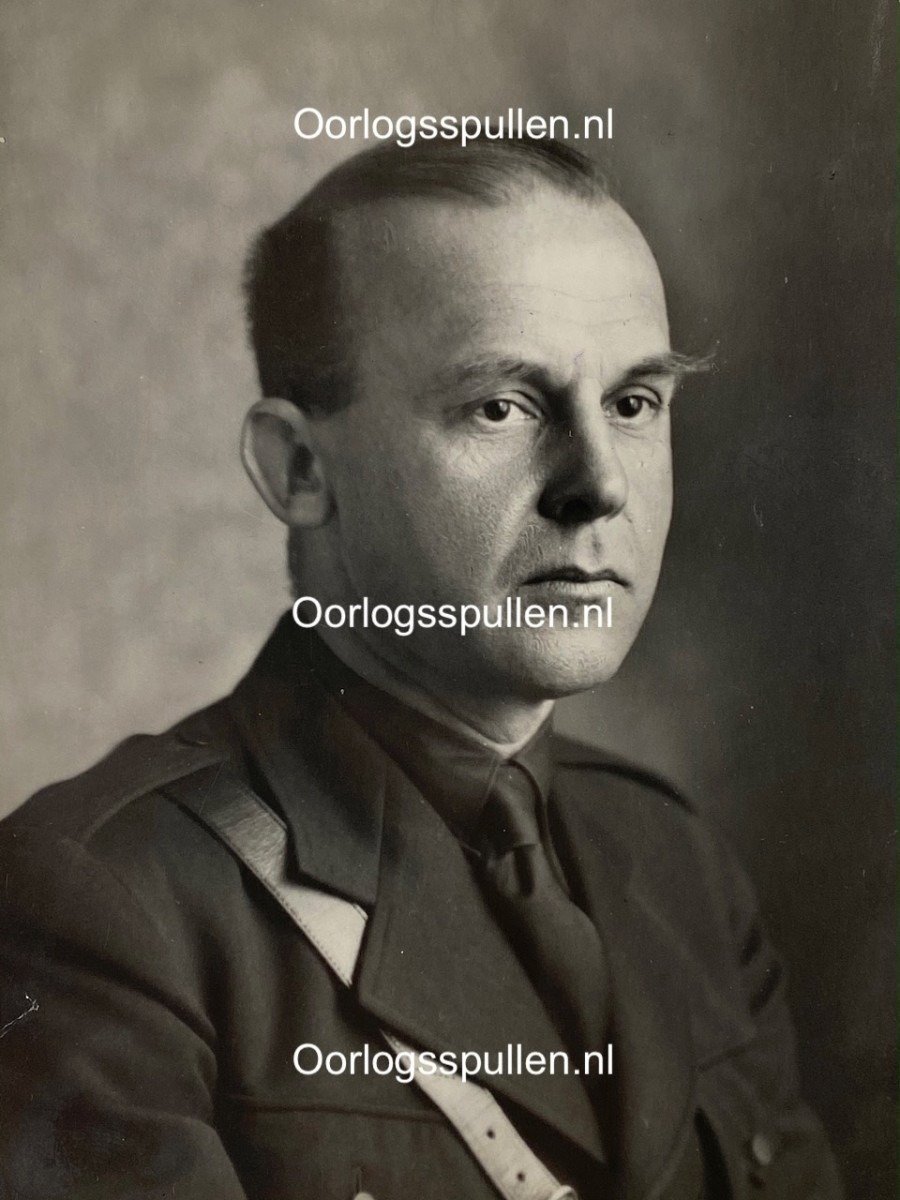 Original WWII Dutch NSB Rost van Tonningen letter and portrait photo — image 2