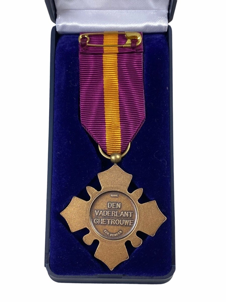 Original May 1940 Dutch army grouping Maasbruggen Rotterdam — image 19