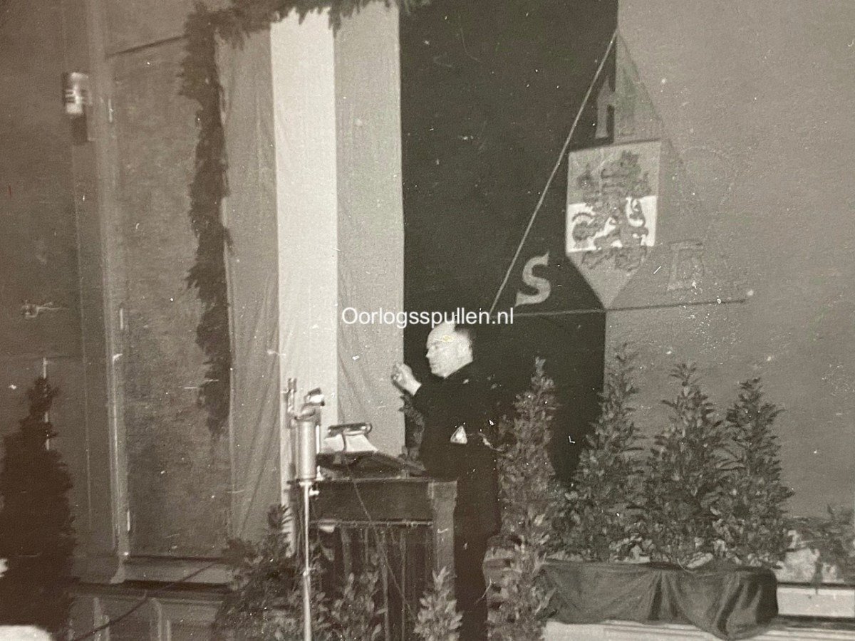 Original WWII Dutch NSB photo set – NSB meeting in Den Haag — image 7