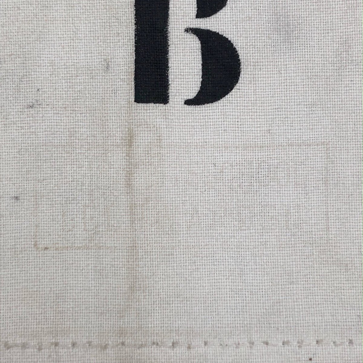 Original WWII Dutch 'Luchtbeschermingsdienst' armband — image 2