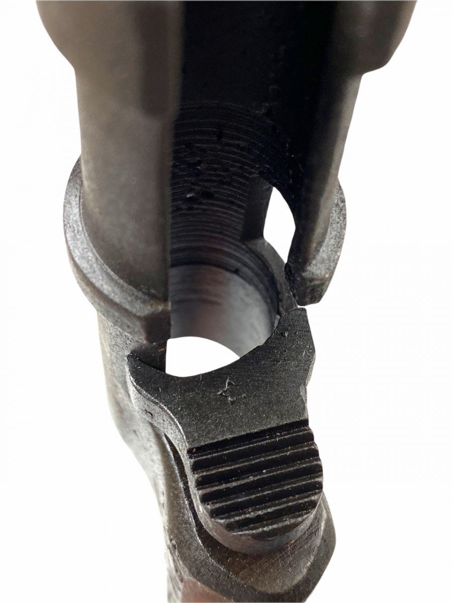 Original WWII Russian Mosin Nagant M91/30 bayonet — image 4