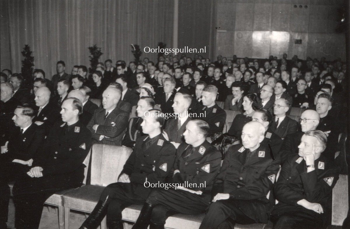 Original WWII Dutch NSB Technisch Gilde photo grouping — image 10