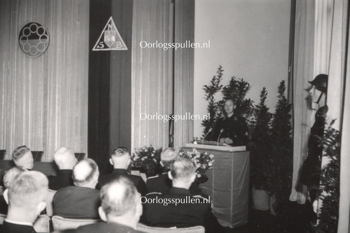 Original WWII Dutch NSB Technisch Gilde photo grouping — image 13