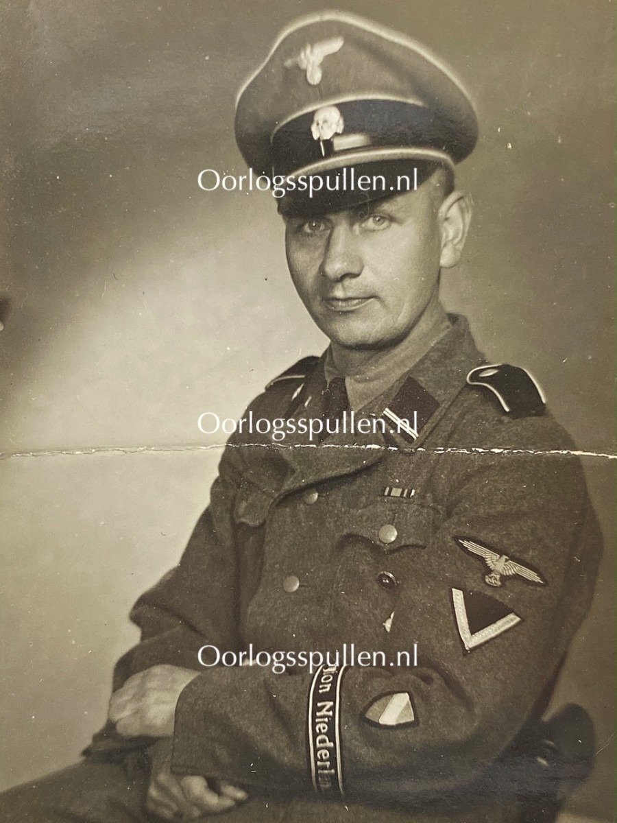 Original WWII Dutch Waffen-SS volunteer photo grouping – Melchert Schuurman — image 3
