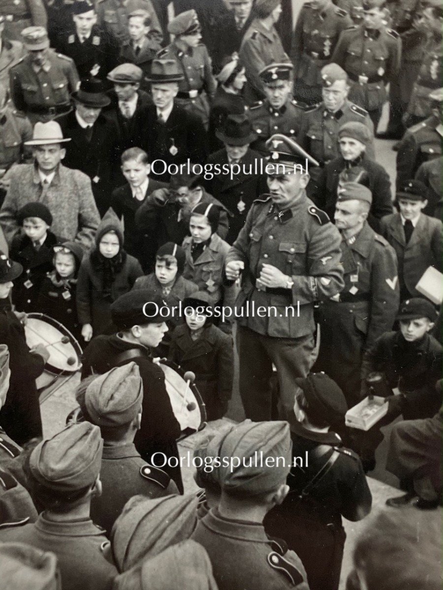 Original WWII Dutch Waffen-SS volunteer photo grouping – Melchert Schuurman — image 8