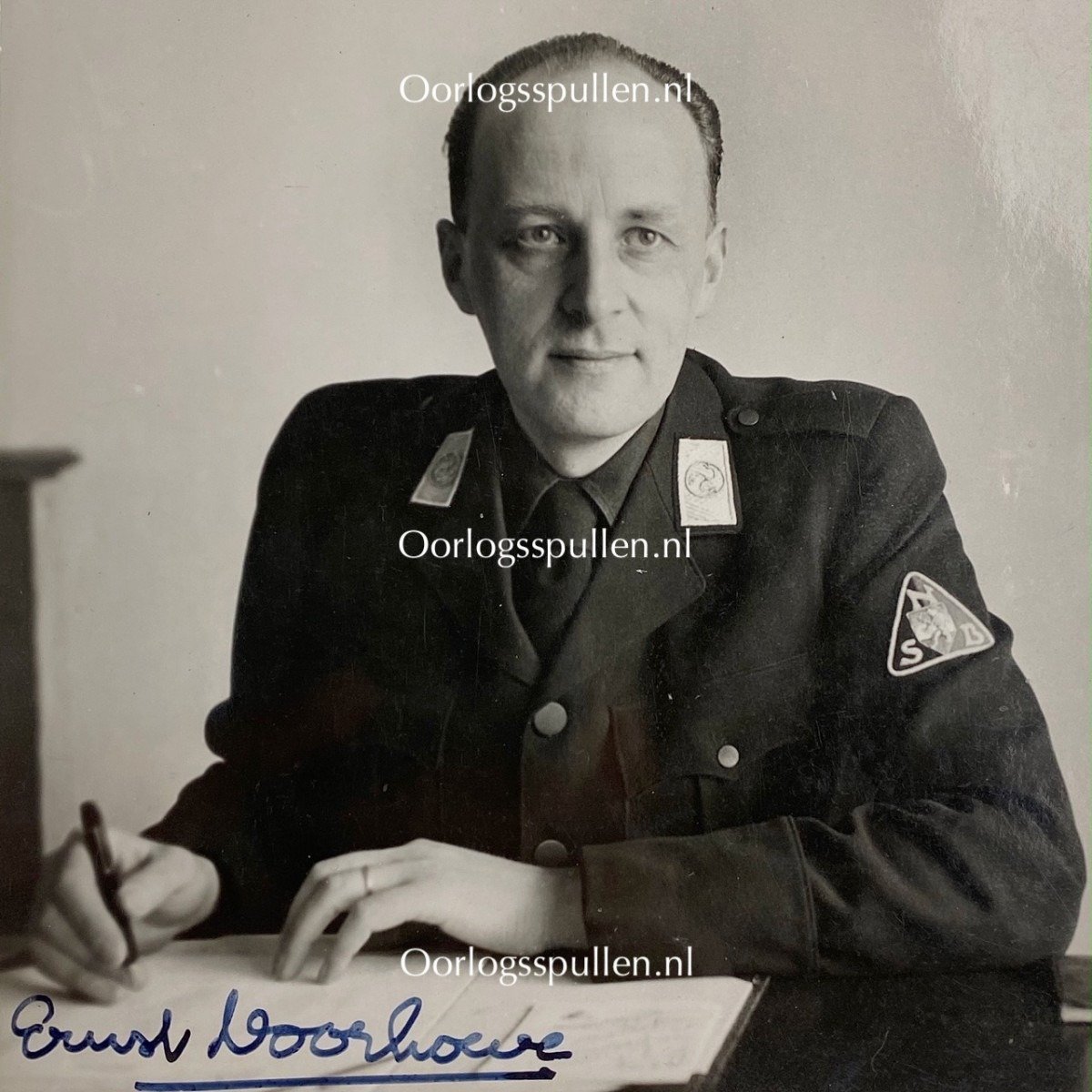 Original WWII Dutch NSB signed photo Ernst Voorhoeve — image 2