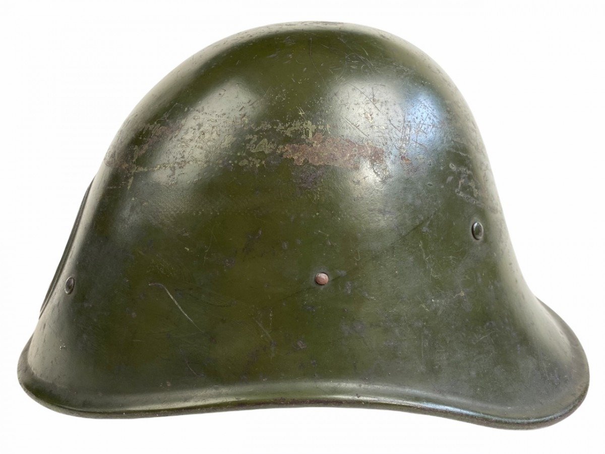 Original WWII Dutch M34 army helmet — image 4