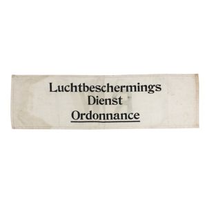 Original WWII Dutch 'Luchtbeschermingsdienst' Fire department armband