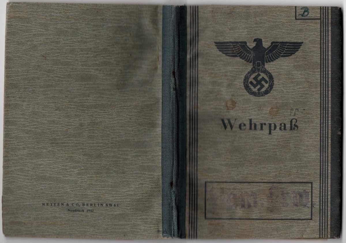 Original WWII Flemish SS-Freiwilligen Legion Flandern Wehrpass — image 12