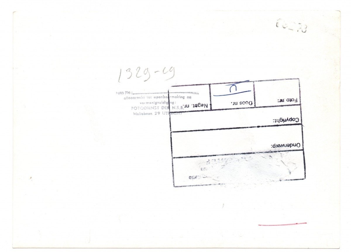 Original WWII Dutch NSB photo – Herlevend Nederland exhibition — image 2