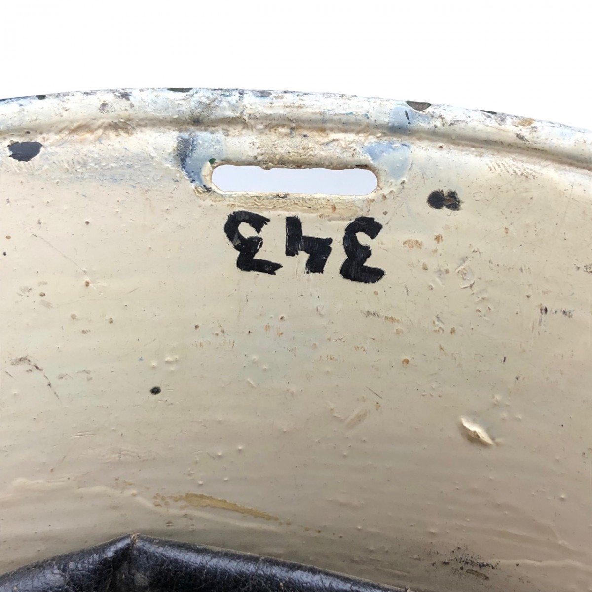 Original WWII Dutch 'Luchtbeschermingsdienst' helmet — image 4