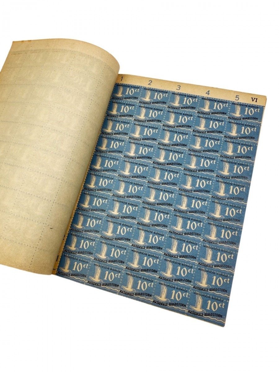 Original WWII Dutch Jeugdstorm membership stamp booklet — image 3