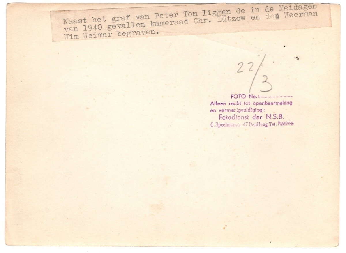 Original WWII Dutch NSB photo – Grave of Peter Ton — image 2