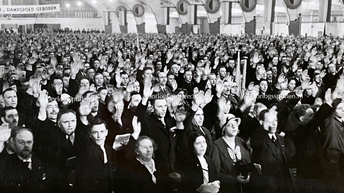 Original WWII Dutch NSB photo grouping – 2de Landdag in R.A.I. Amsterdam — image 5