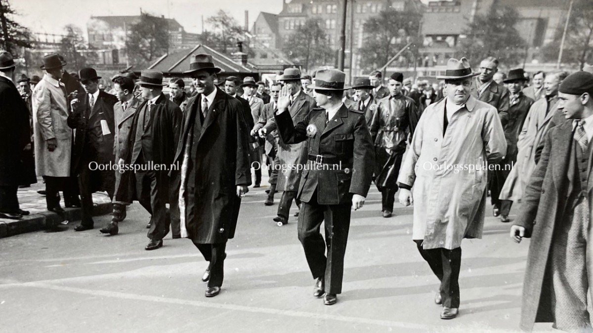 Original WWII Dutch NSB photo grouping – 2de Landdag in R.A.I. Amsterdam — image 6